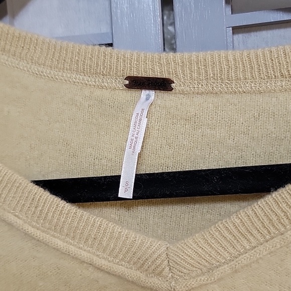 Free People Cashmere Sweater Love Like This - Picture 4 of 5